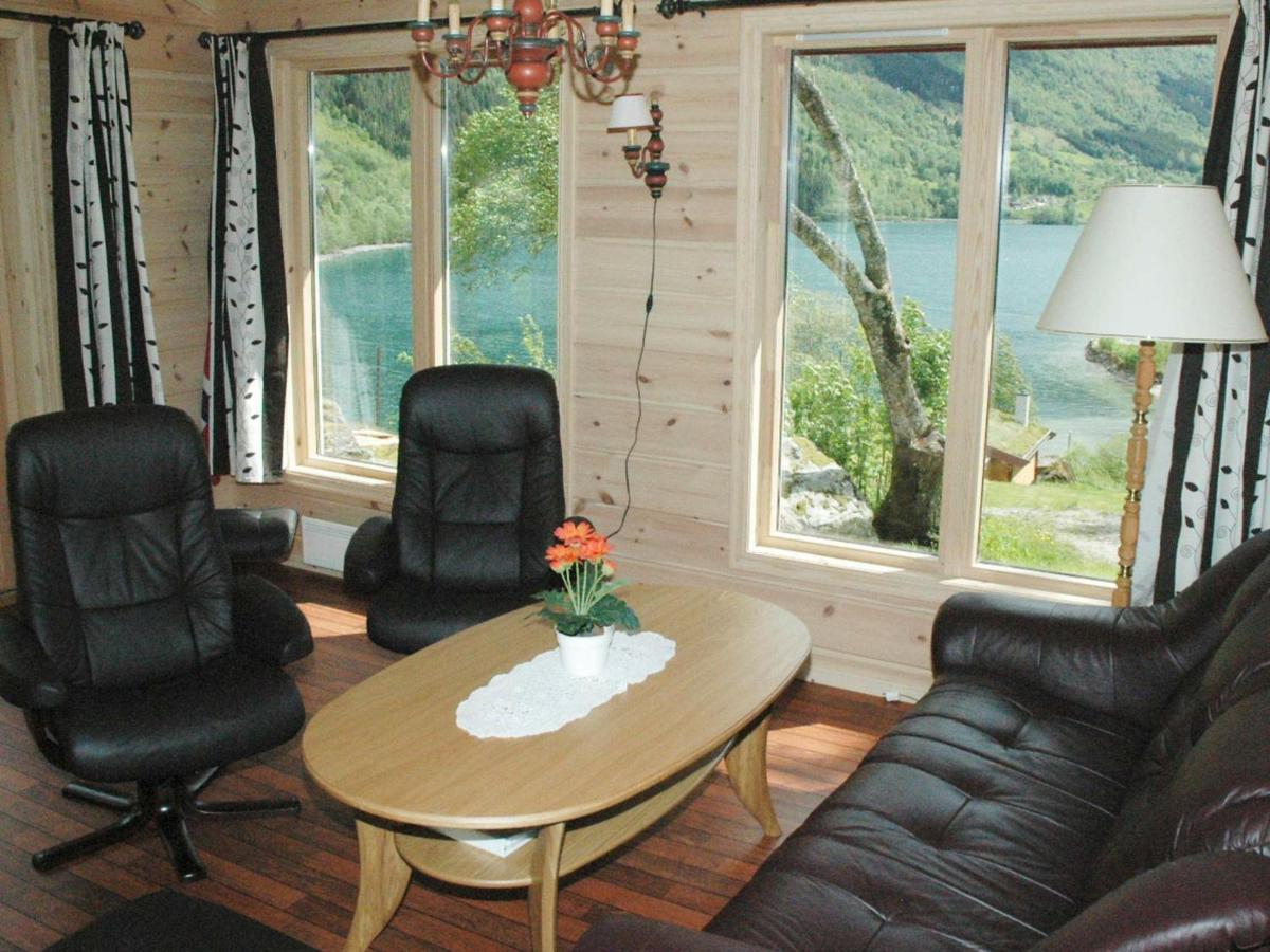 Two-Bedroom Holiday Home In Olden 3 객실 사진
